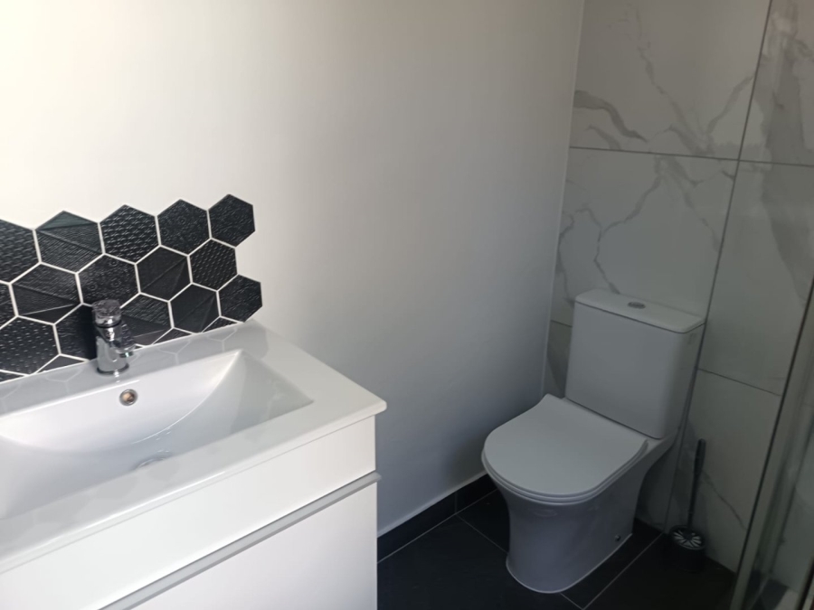 4 Bedroom Property for Sale in Memorial Road Area Northern Cape